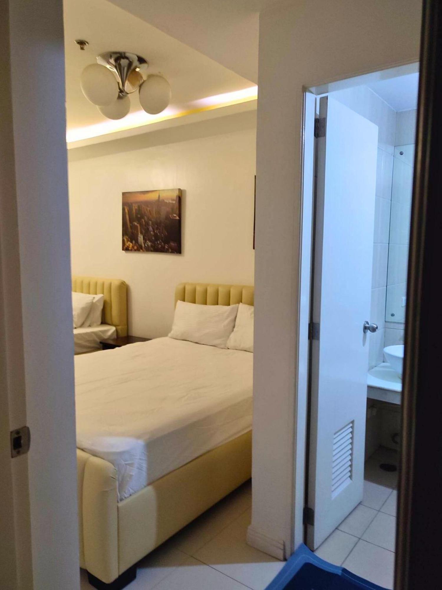 Near Us Embassy X Free Unlimited Pool, Massage & Sauna Access X Promo This Month! Explore Deluxe Studio W Balcony In Manila Perfectly Situated Near Naia Airport, Heart Of Manila Updated 2025 Price For Your Unforgettable Ultimate Staycation Experience Екстер'єр фото